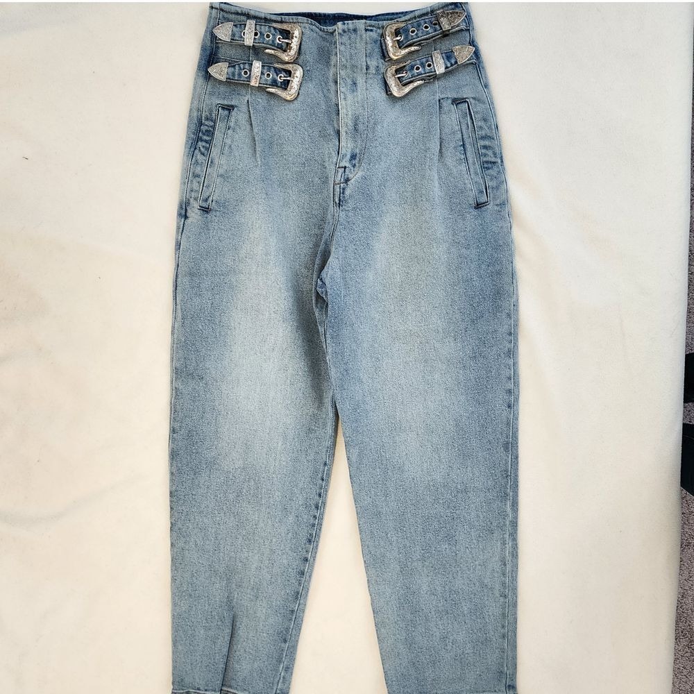 Nicole Lynel Western Buckle Jeans High Rise Mom Jeans Vintage Light Wash Denim